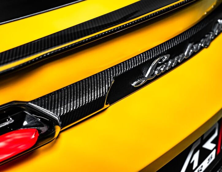 Lamborghini Urus 23