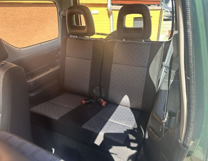 Suzuki Jimny 15