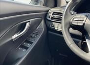 Hyundai i30 13