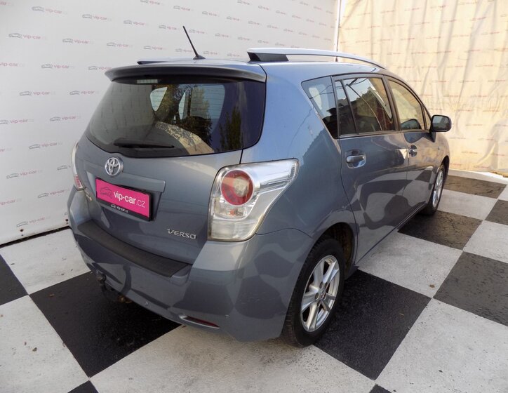 Toyota Verso 7