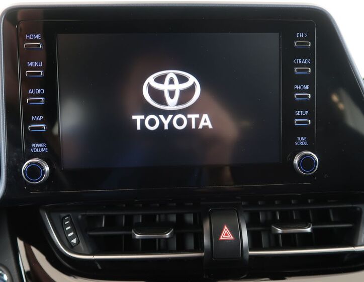 Toyota C-HR 19