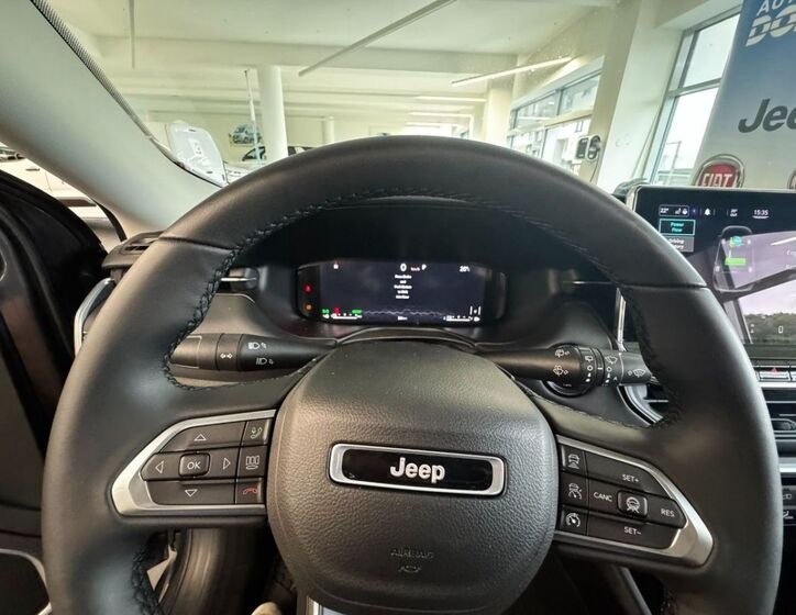 Jeep Compass 29