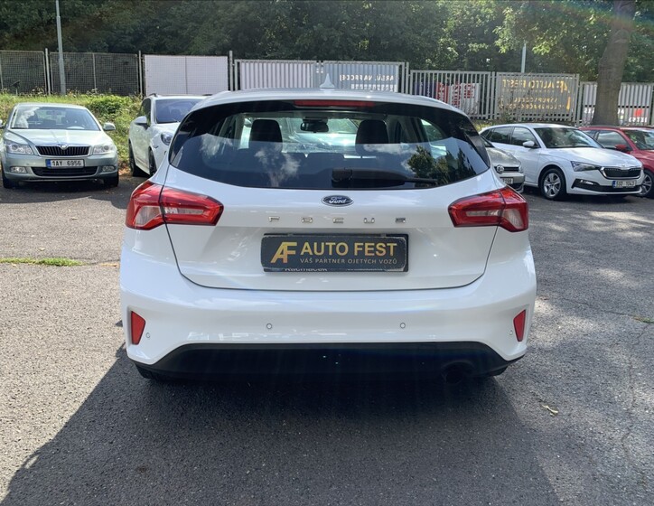 Ford Focus 7