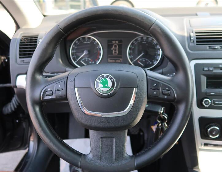 Škoda Octavia 15