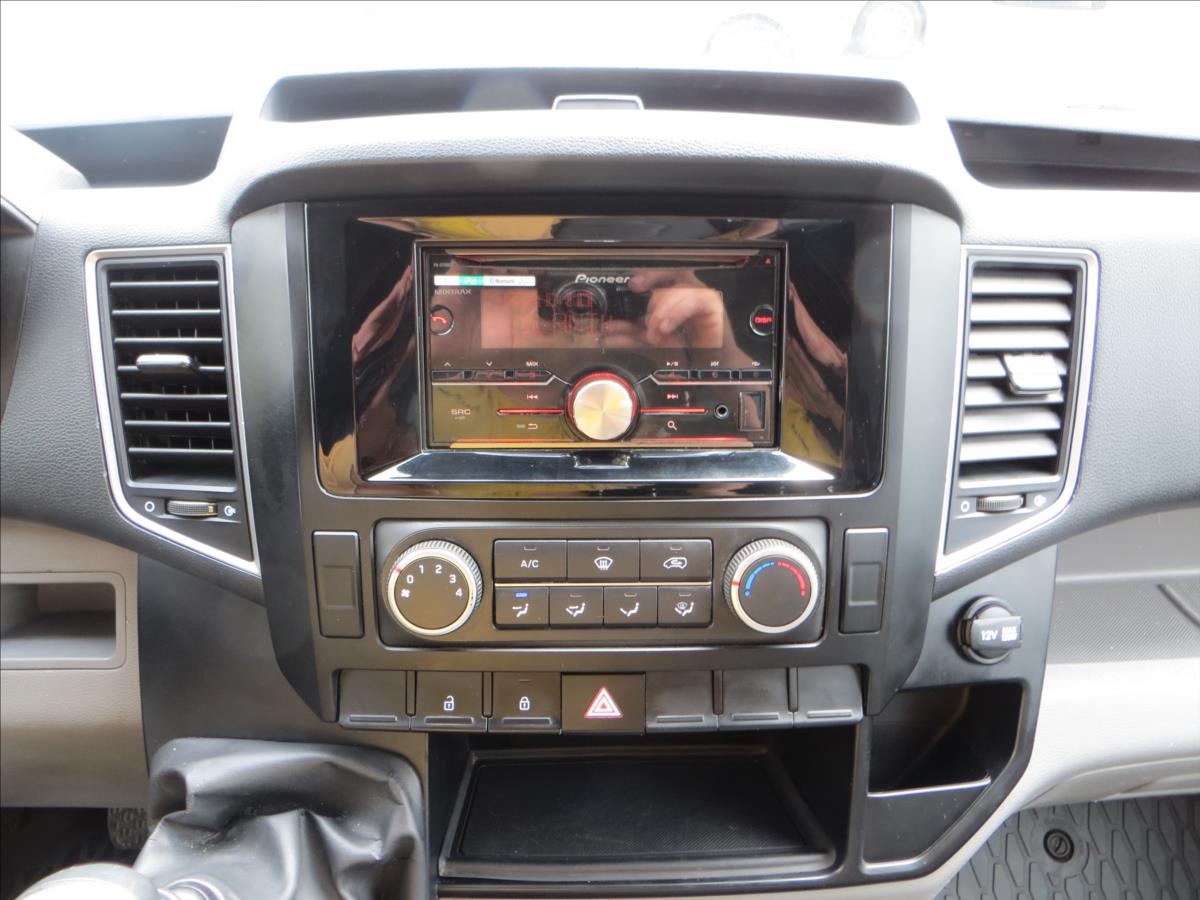 Hyundai H 350