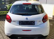 Peugeot 208 8