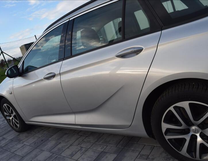 Opel Insignia 10