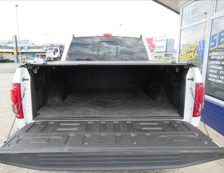 Ford E150 22