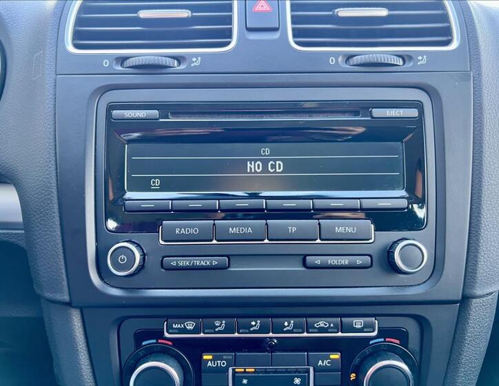 Volkswagen Golf 30