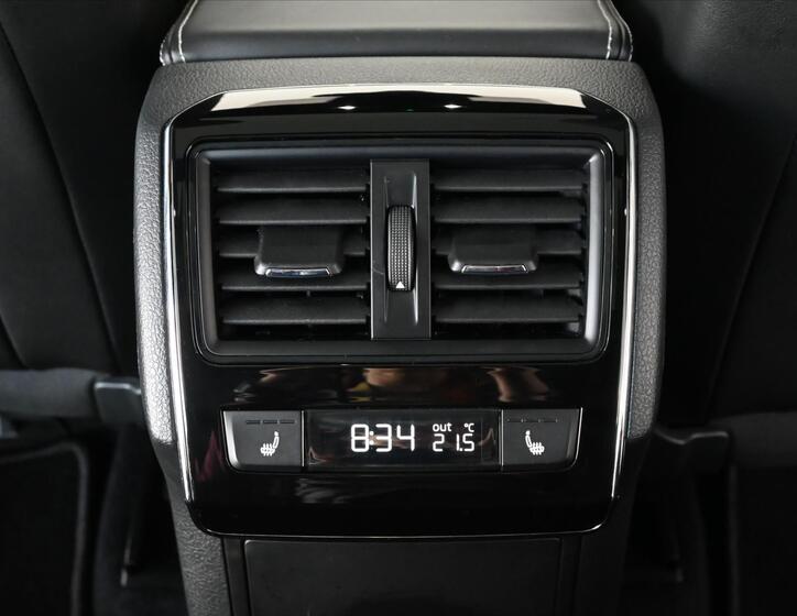Škoda Superb 24