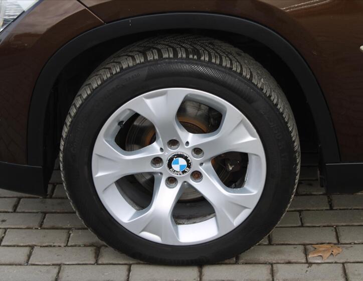 BMW X1 9