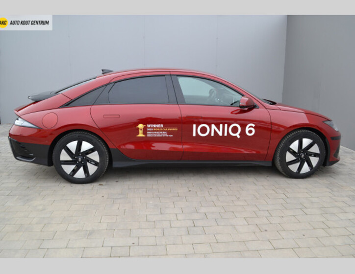 Hyundai Ioniq 6 5