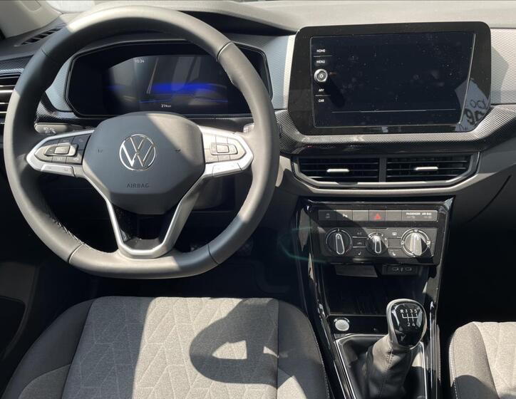 Volkswagen T-Cross 12
