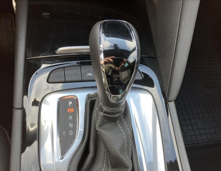 Opel Insignia 15