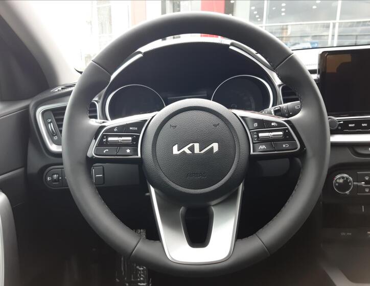 KIA Ceed 14
