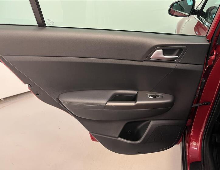 KIA Sportage 23