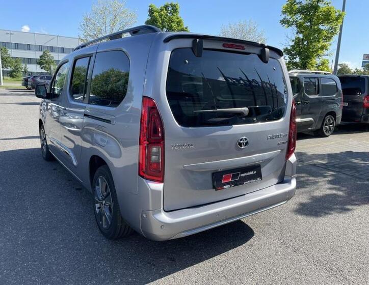 Toyota ProAce City Verso 8