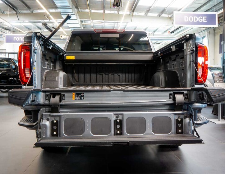 GMC Sierra 7