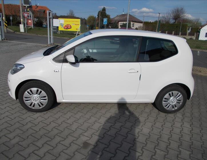 Volkswagen up! 4
