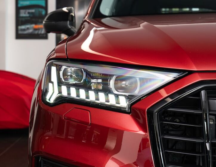 Audi Q7 18