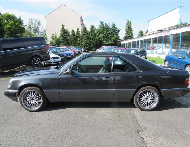 Mercedes-Benz Třídy E 7
