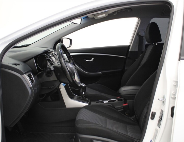 Hyundai i30 6