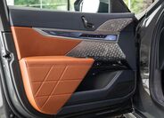 BMW i7 7