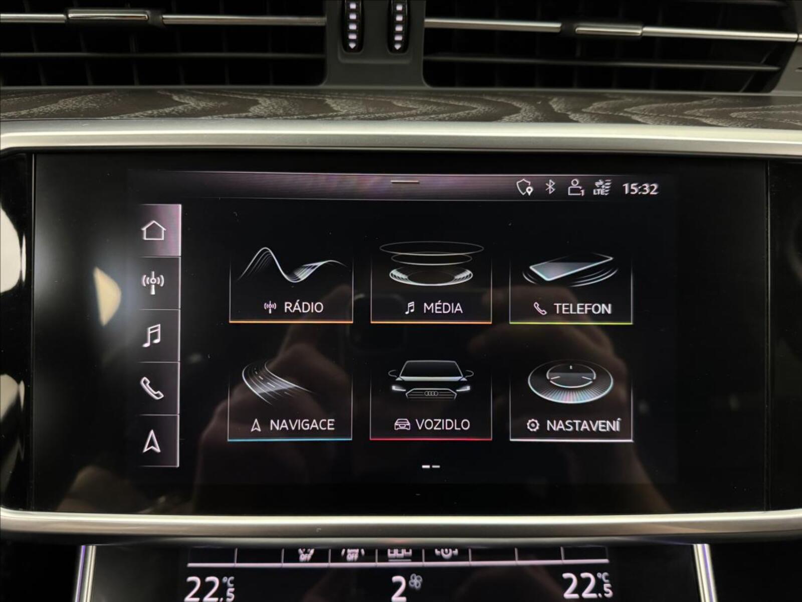 Audi A6 16