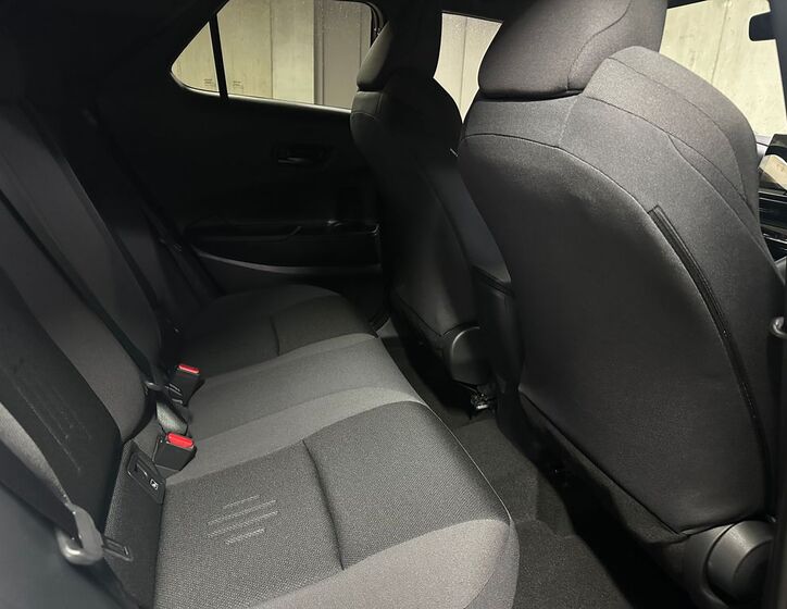 Toyota C-HR 12