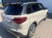 Suzuki Vitara 4