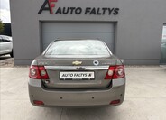 Chevrolet Epica 6