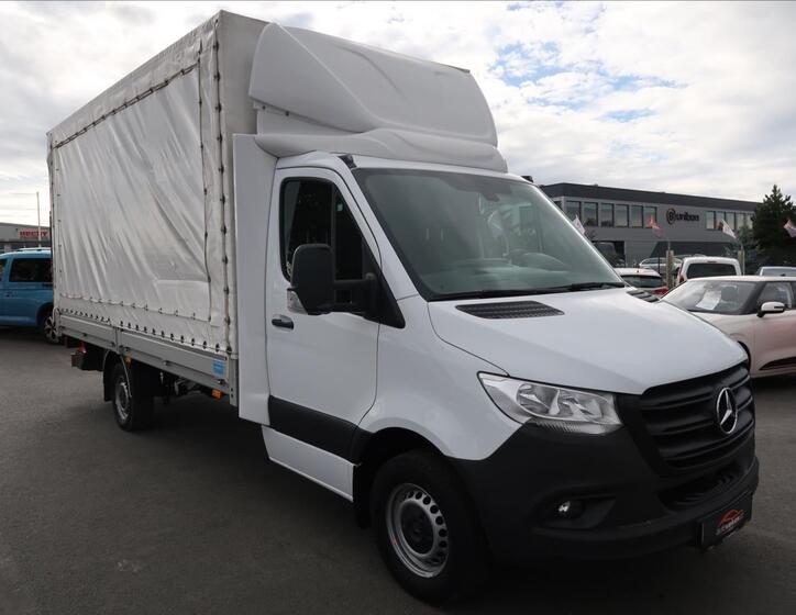 Mercedes-Benz Sprinter 2