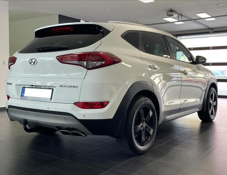 Hyundai Tucson 4