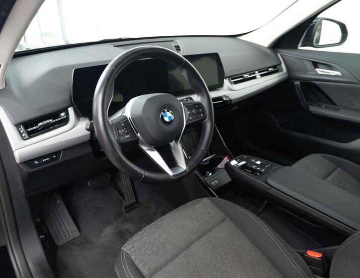 BMW X1 11