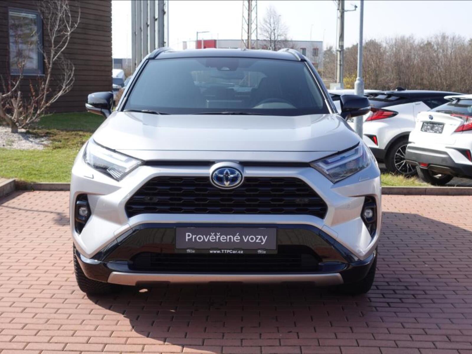 Toyota RAV4 2