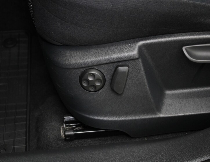 Volkswagen Sharan 18