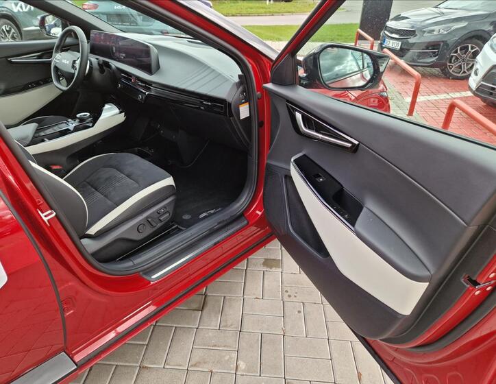 KIA EV6 11