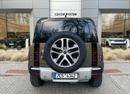 Land Rover Defender 6