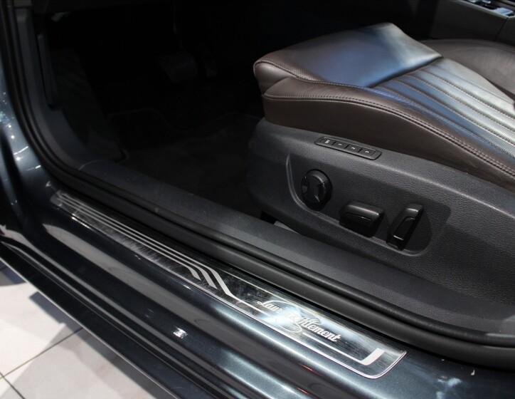 Škoda Superb 12