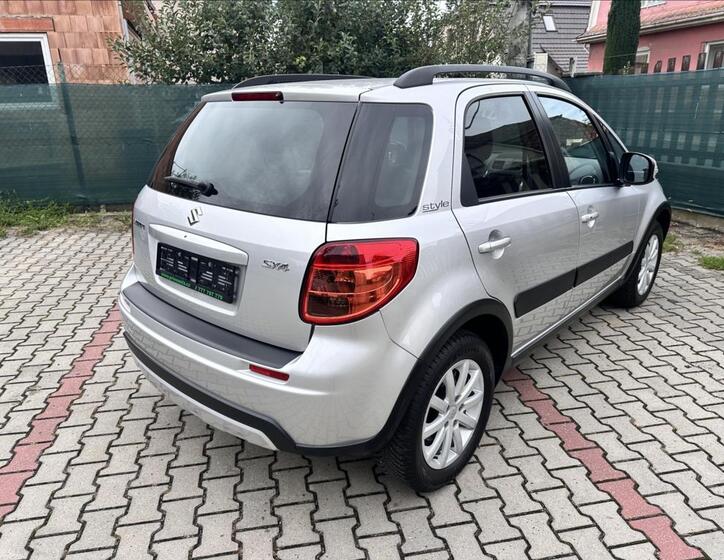 Suzuki SX4 4