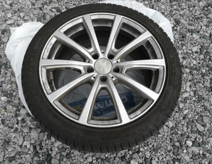 Mercedes-Benz CLS 19