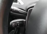 Peugeot 2008 6