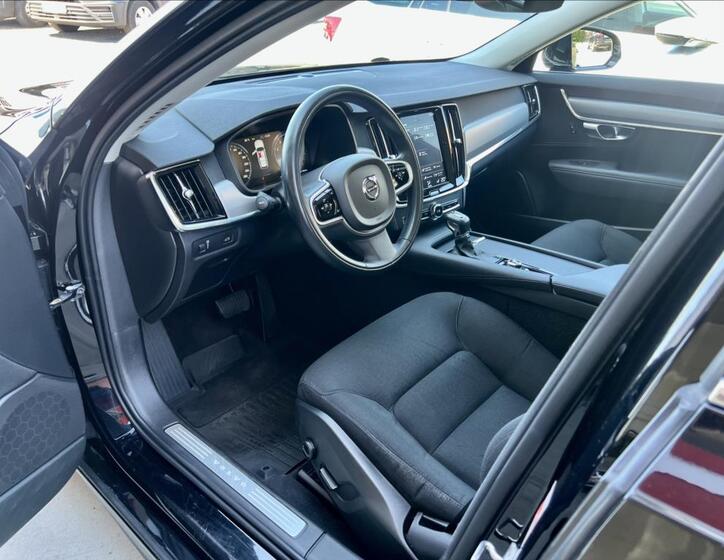 Volvo V90 12