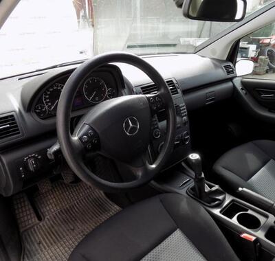 Mercedes-Benz Třídy A 12