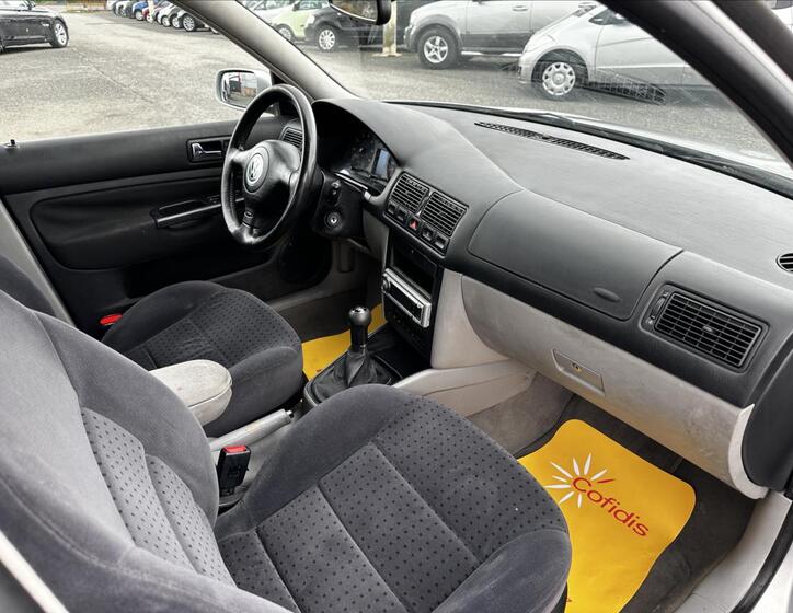 Volkswagen Golf 13