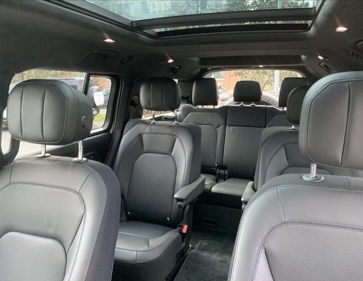 Land Rover Defender 76
