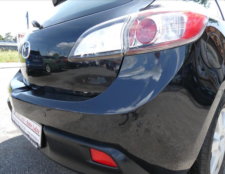 Mazda 3 10