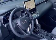 Toyota Corolla Cross 11