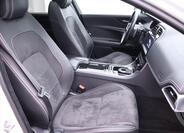 Jaguar XE 15