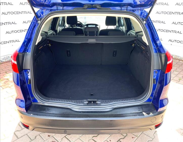 Ford Focus 10